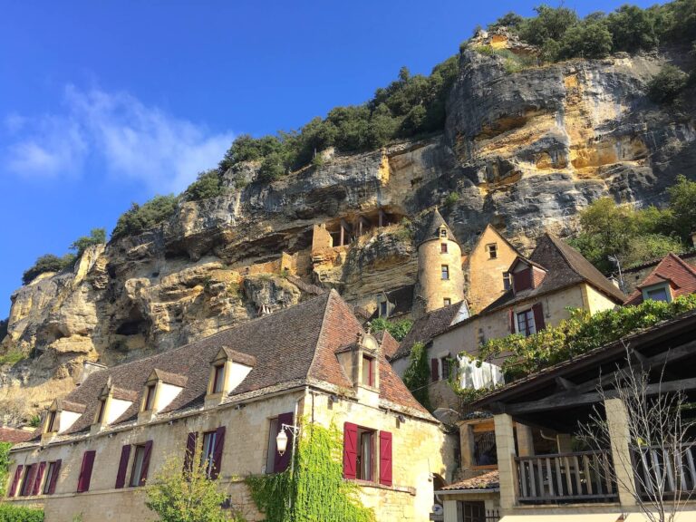 La Roque Gageac Dordogne bike tour