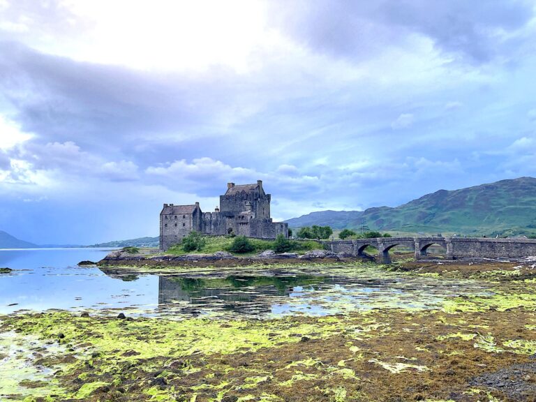 Highlands Eilean Dolan Castle Scotland Isle of Skye